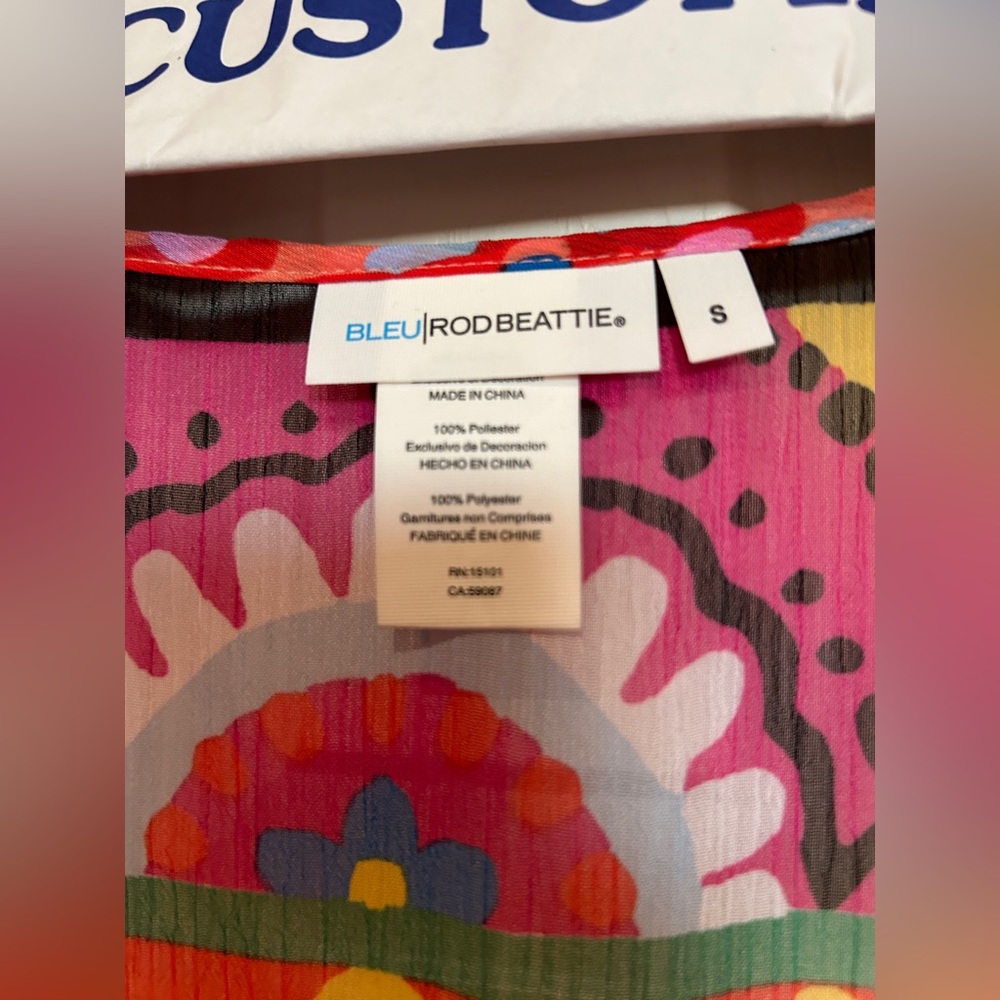 Bleu Rod Beattie Size Small Multi Color Cover Up. - image 4